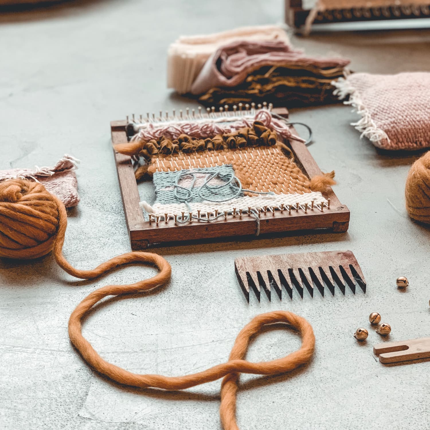 Up To 74% Off on Mini Weaving Loom Kit Braidin