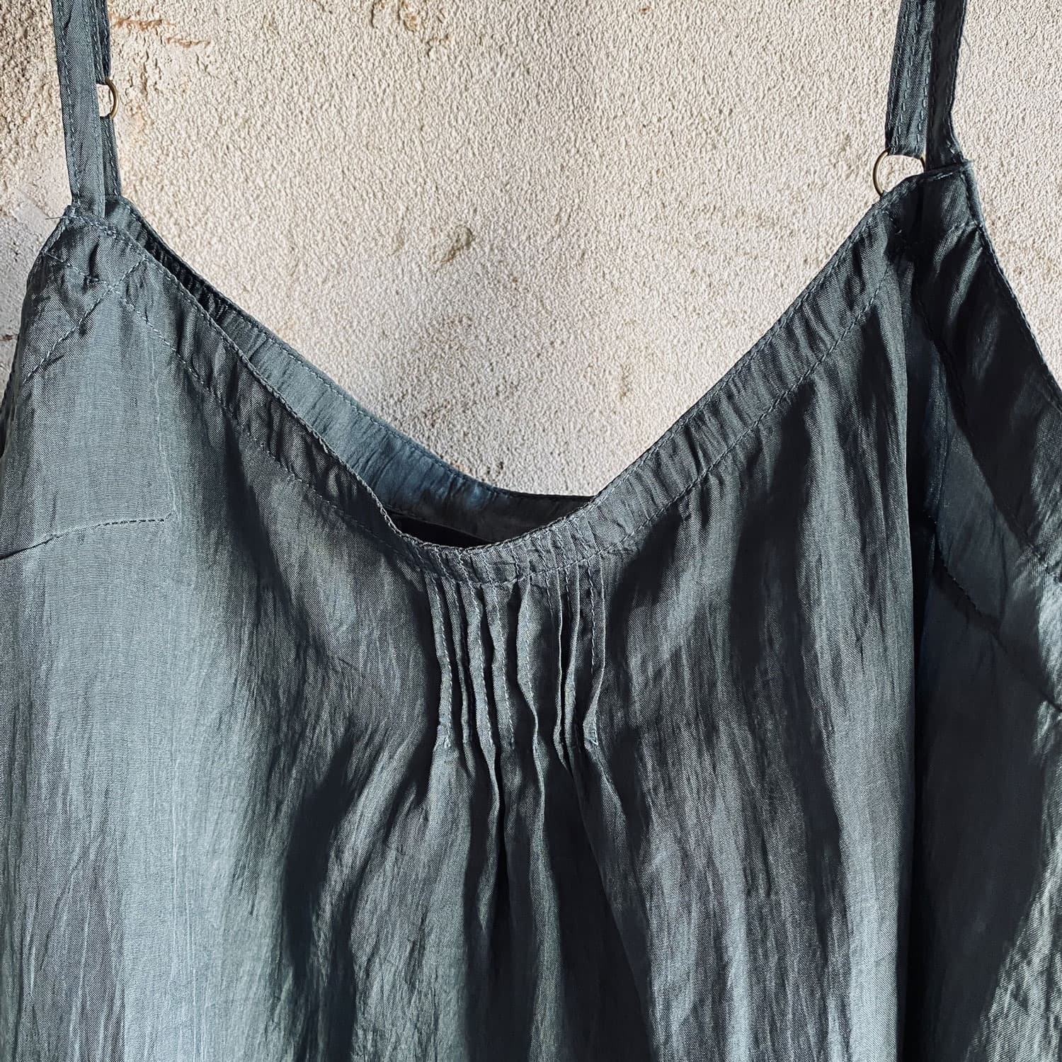 Selene Top - Women - HS Habotai Silk 40 - S021 Dark Green Grey